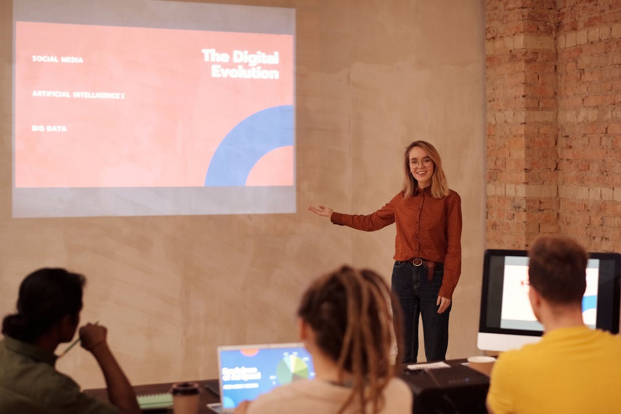 taller-tematico-sobre-evolucion-emocional-dentro-de-la-empresa-una-de-las-profesiones-extranas